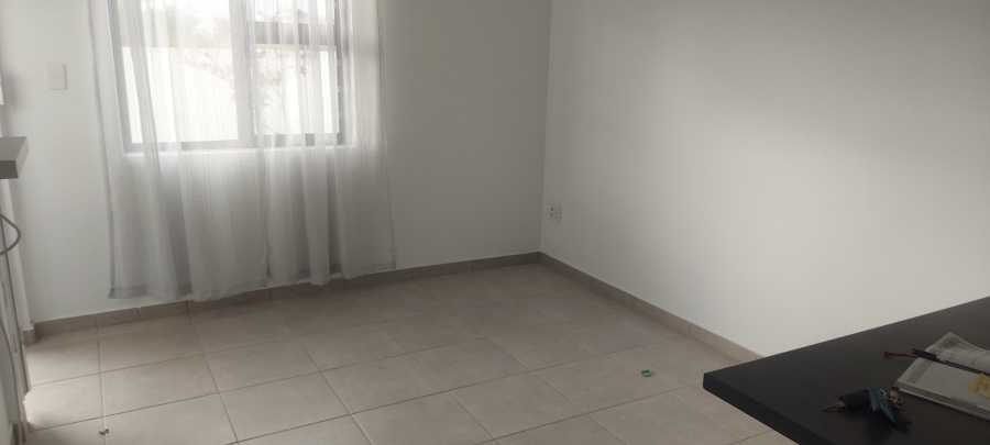 To Let 2 Bedroom Property for Rent in The Connifers Western Cape